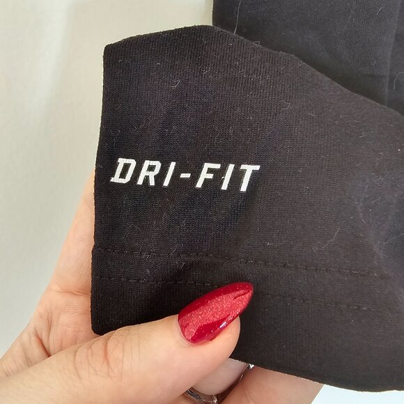 Black Nike Dry-Fit Shirt - Picture 2 of 4
